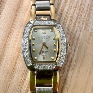 Anne Klein New York ladies diamond Swiss dress watch NEW BATTERY
